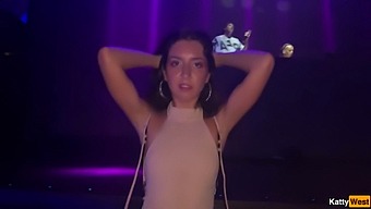 Verified Models Get Wild In A Night Club Bathroom